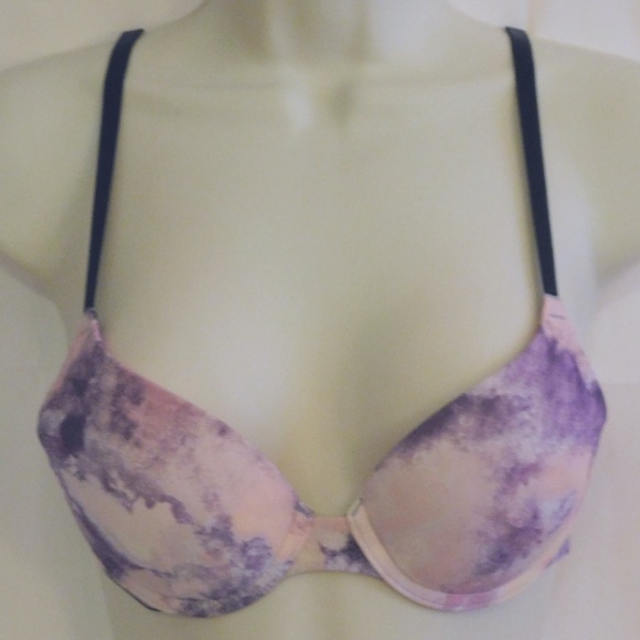 Victoria's Secret PINK Wear Everywhere Push-Up Bra - Picture 1 of 3
